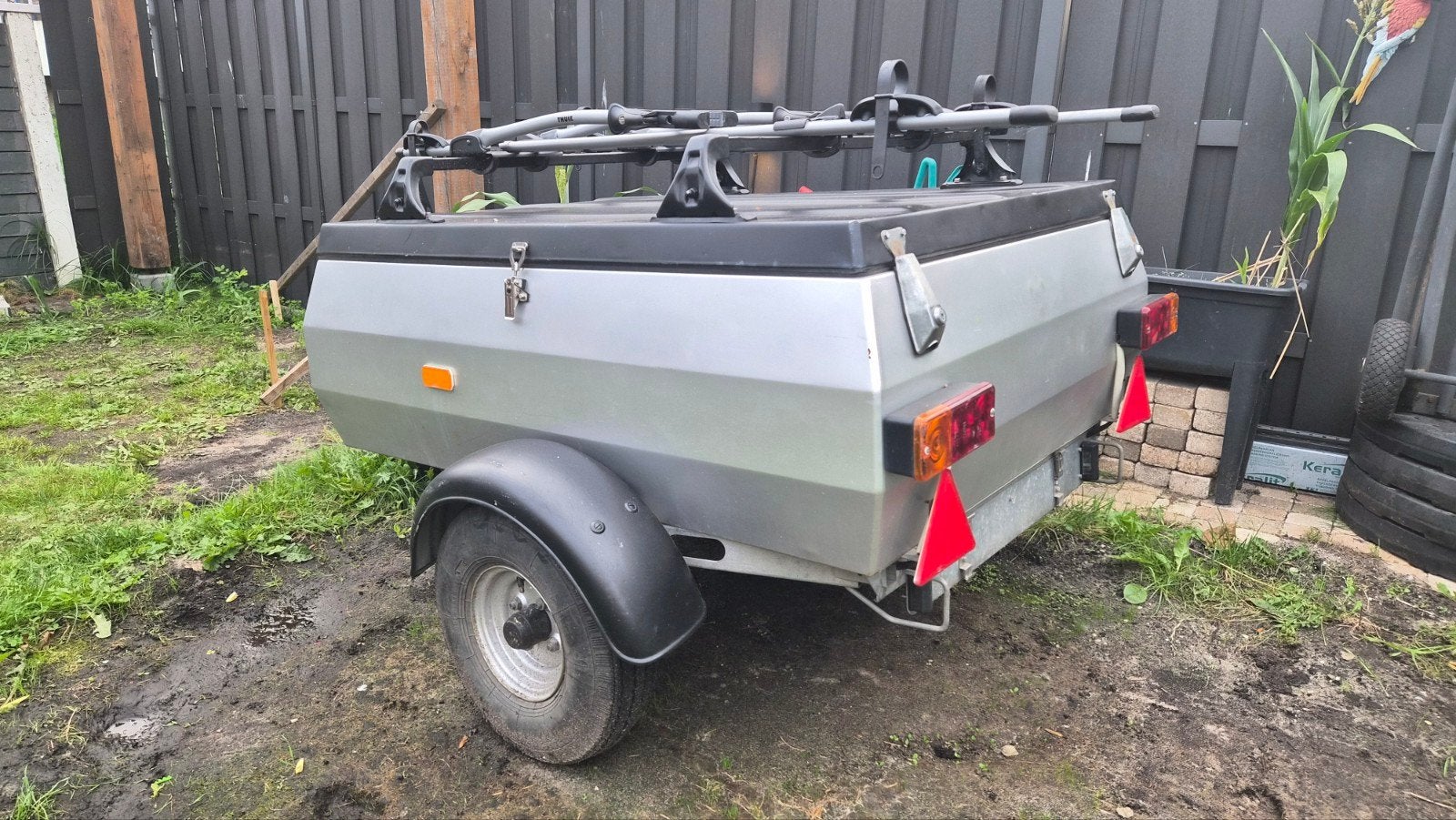 Stema HP 402 Aanhanger met Thule fietsendrager, Ophalen, Gebruikt