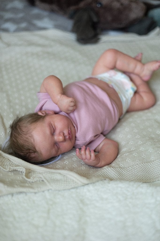 Reborn pop  LouLou, Ophalen of Verzenden, Zo goed als nieuw, Pop, Levensecht of Reborn