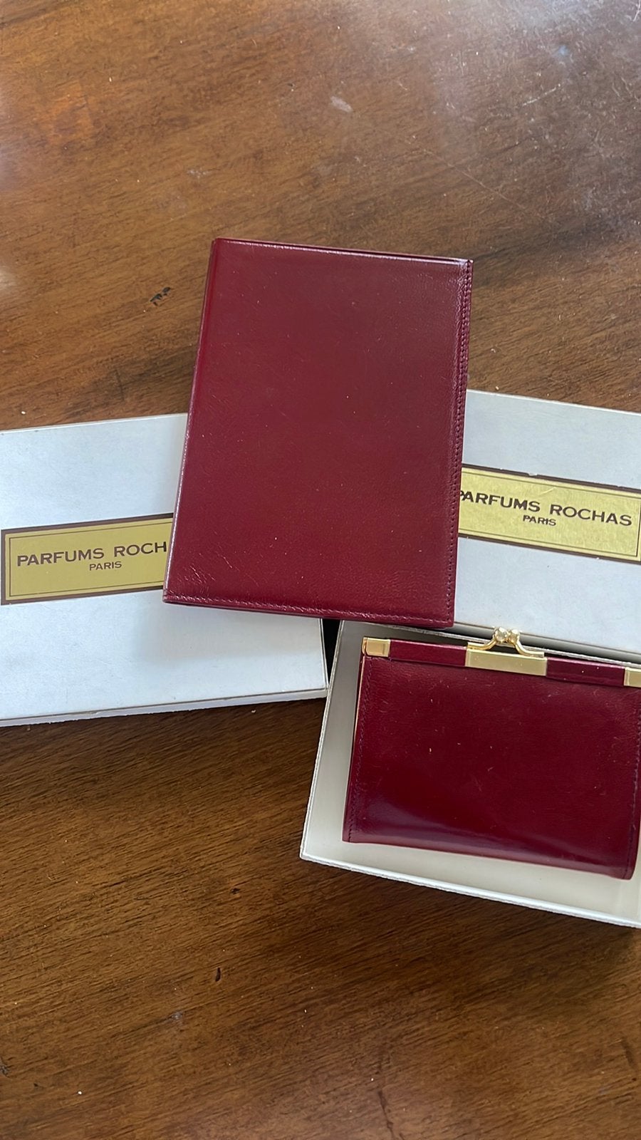Bordeaux lederen portemonnee en wallet van ROCHAS nieuw, Overige merken, Nieuw, Ophalen of Verzenden, Leer