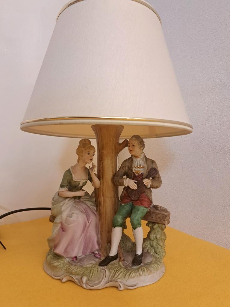 Antieke Oude Porseleinen Beeld Schemerlamp Lamp Porselein, Ophalen of Verzenden, Zo goed als nieuw, Minder dan 50 cm