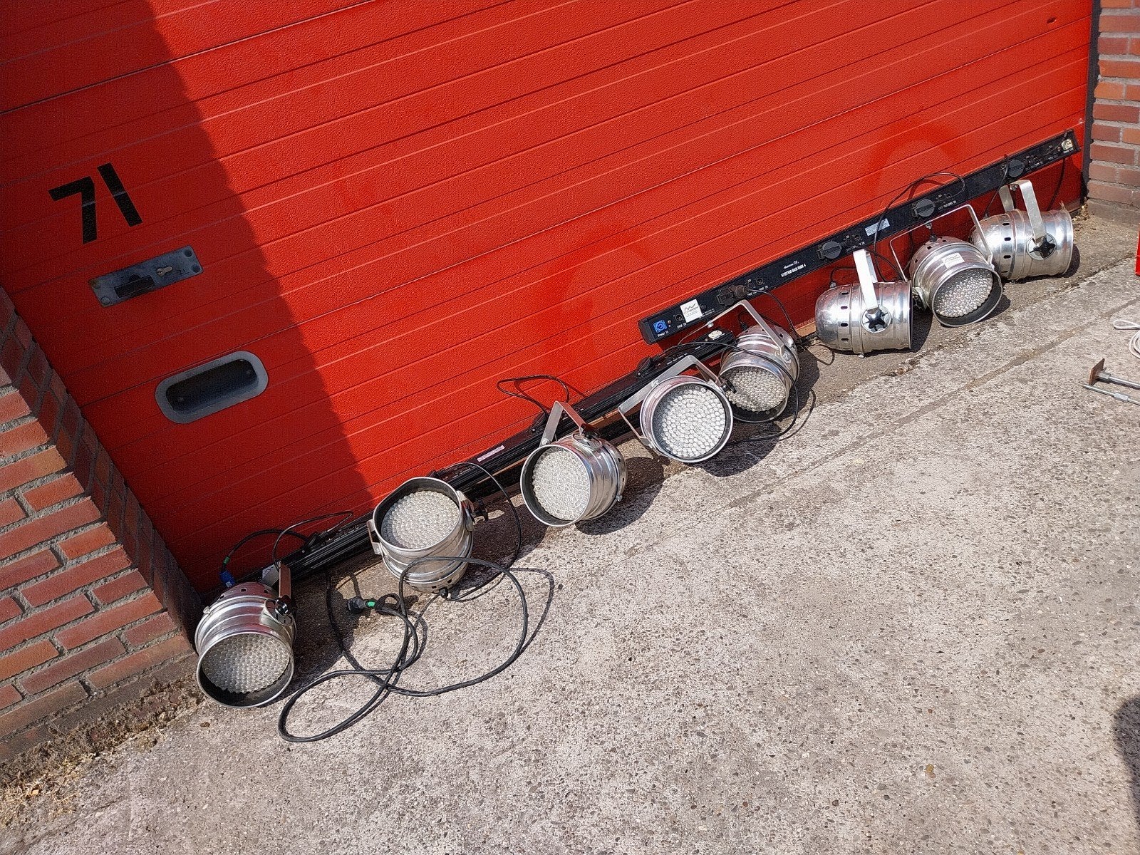 2x American DJ System Bar DMX 4 met 8 zilveren PAR-cans, Muziek en Instrumenten, Licht en Laser, Ophalen, Licht