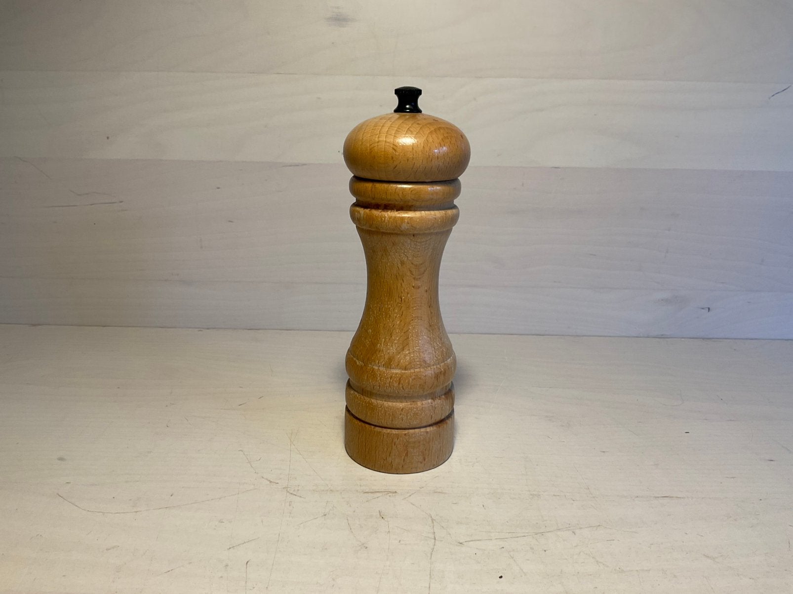 Zassenhaus pepermolen blank hout 18 cm, Ophalen of Verzenden, Gebruikt