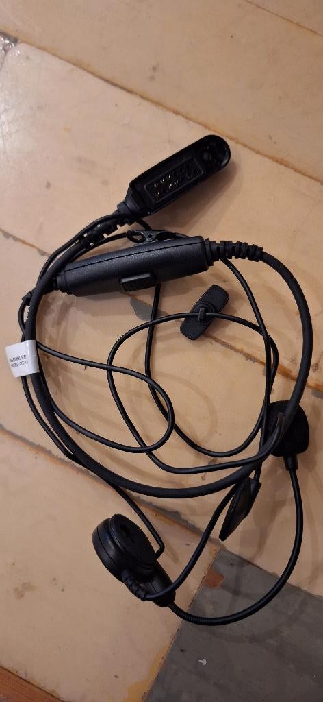 Headsets (3) voor Motorola portofoons, Ophalen of Verzenden, Zo goed als nieuw, Toebehoren