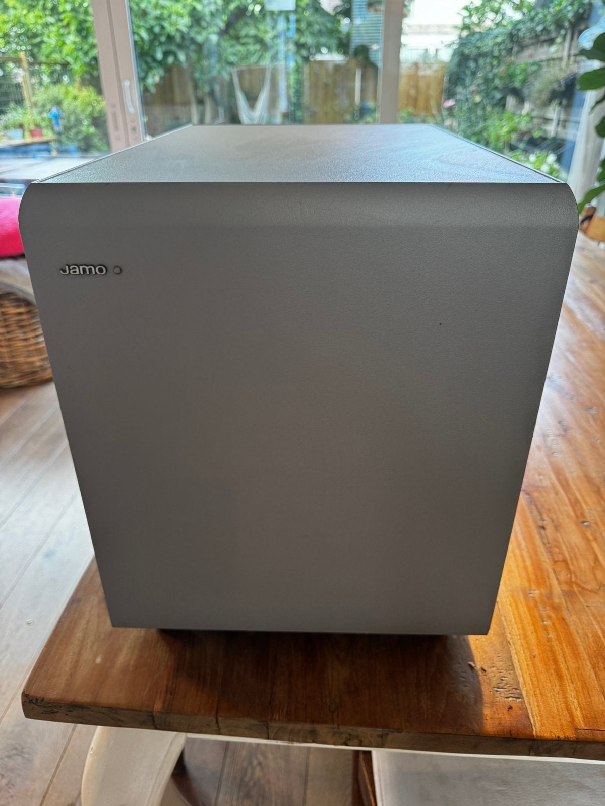 Jamo Subwoofer, Audio, Tv en Foto, Luidsprekers, Ophalen, Subwoofer, Zo goed als nieuw, 60 tot 120 watt