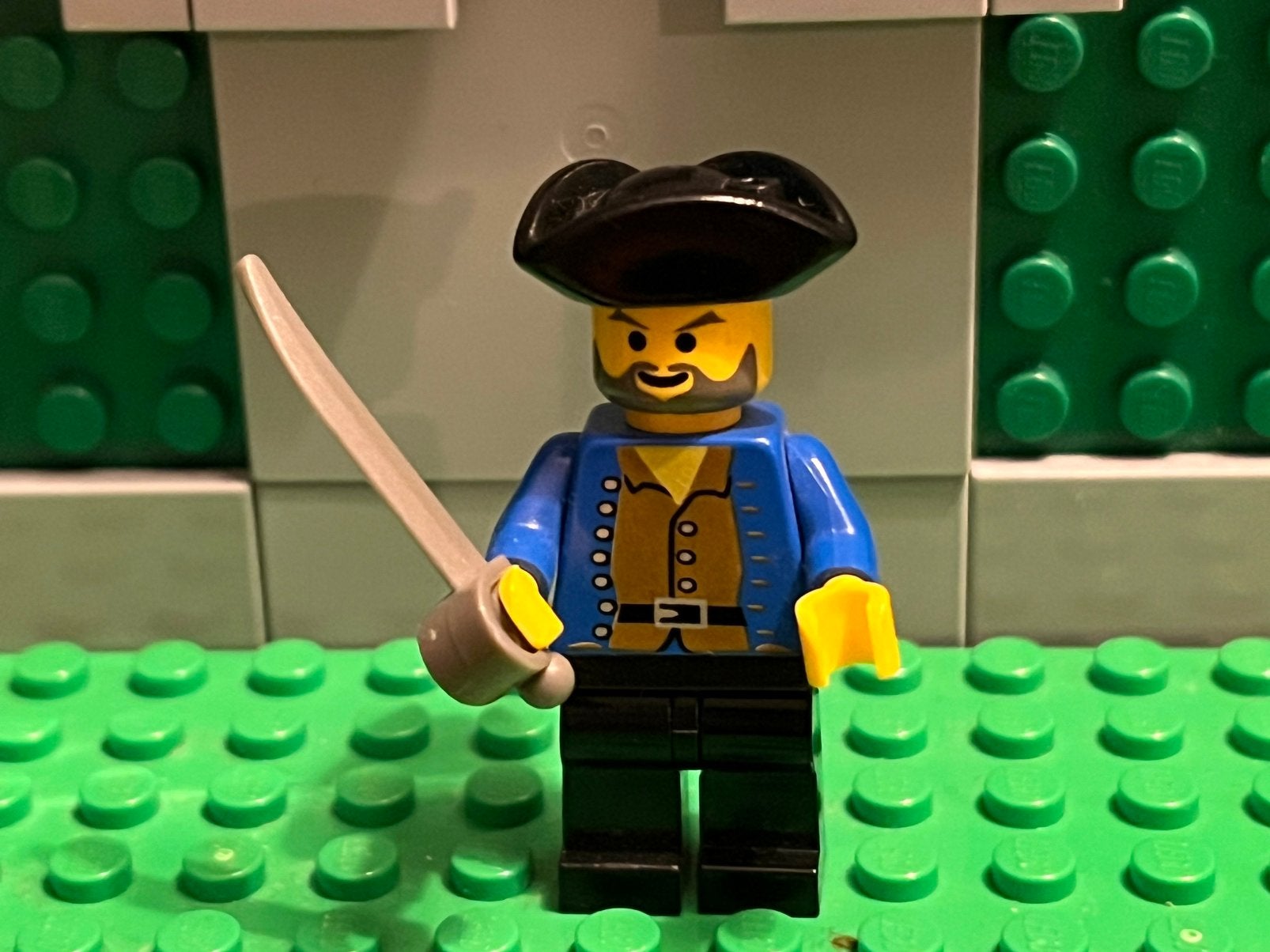 Lego minifiguur mooie piraat, Kinderen en Baby's, Speelgoed | Duplo en Lego, Ophalen of Verzenden, Zo goed als nieuw