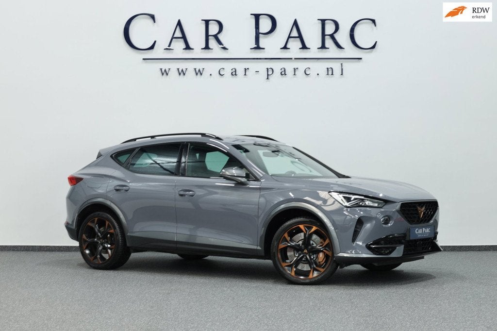 CUPRA Formentor 2.0 TSI 4DRIVE 310+PK LED/VIRTUAL/SFEER/STUU, Automaat, 4 cilinders, Leder en Stof, Vierwielaandrijving