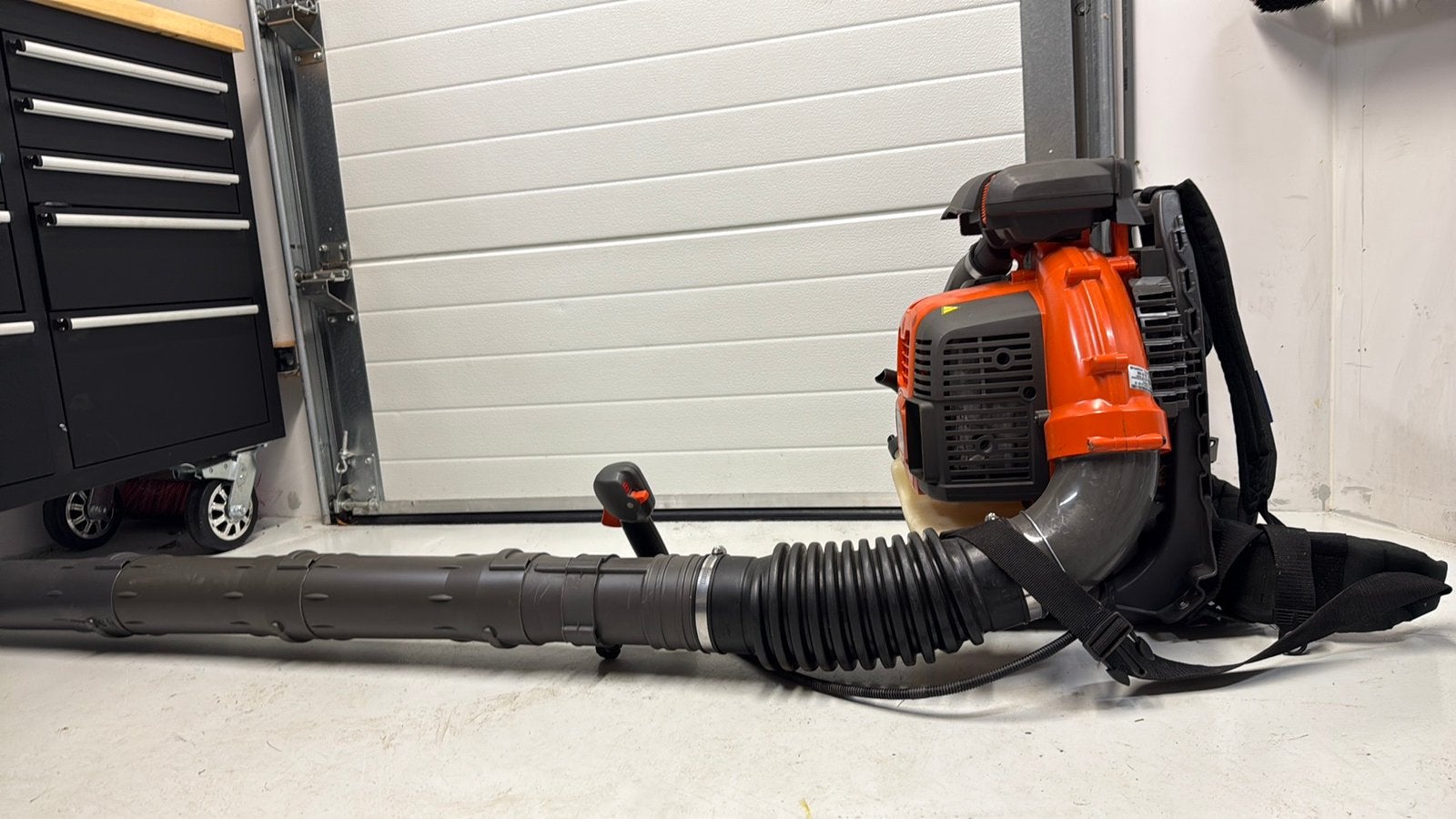 Te koop Husqvarna 580 BTS ruggedragen bladblazer., Ophalen of Verzenden, Zo goed als nieuw, Benzine
