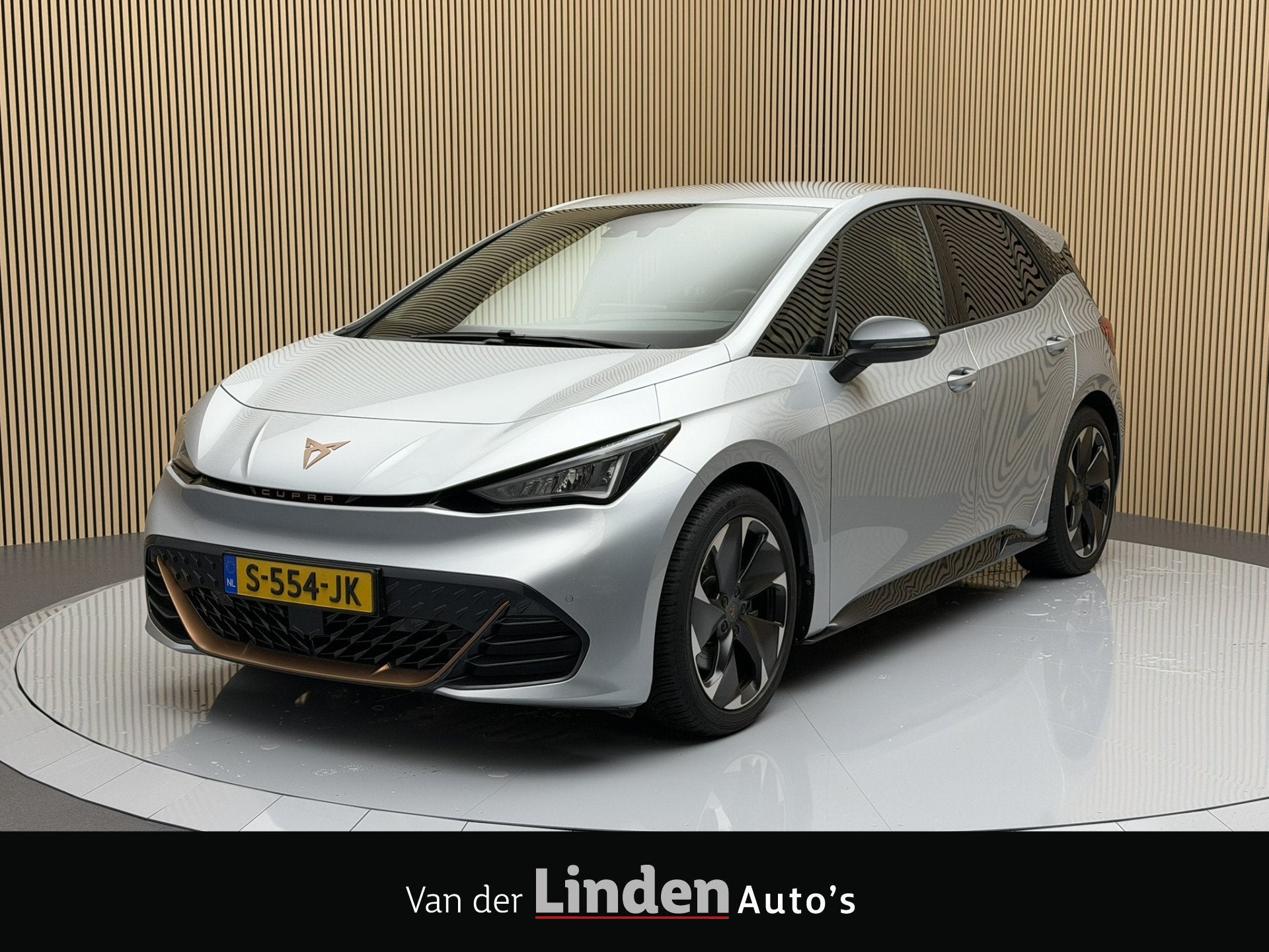 CUPRA Born Essential 62 kWh SOH 95,4% | Led | Carplay&Androi, Auto's, Dealer onderhouden, Gebruikt, Zwart, 338 min