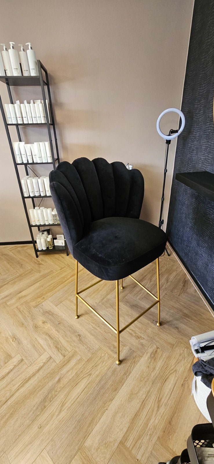 Hoge schelpen stoel - ideaal voor make-up spiegel, Ophalen, Eén