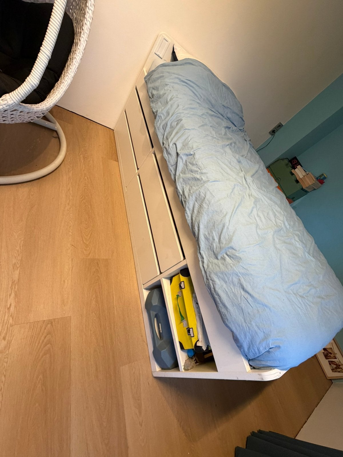 Släkt Ikea eenpersoons bed. Met vier lades en lattenbodem, Ophalen, Gebruikt, 90 cm, Eenpersoons