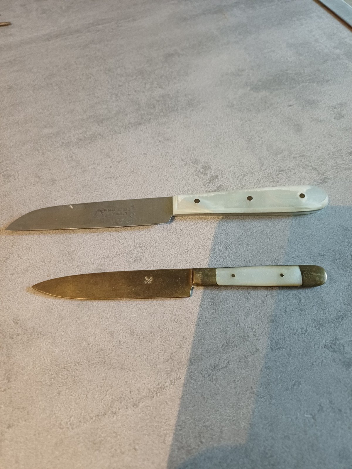 Set van 2 vintage messen met parelmoer handvat, Ophalen of Verzenden