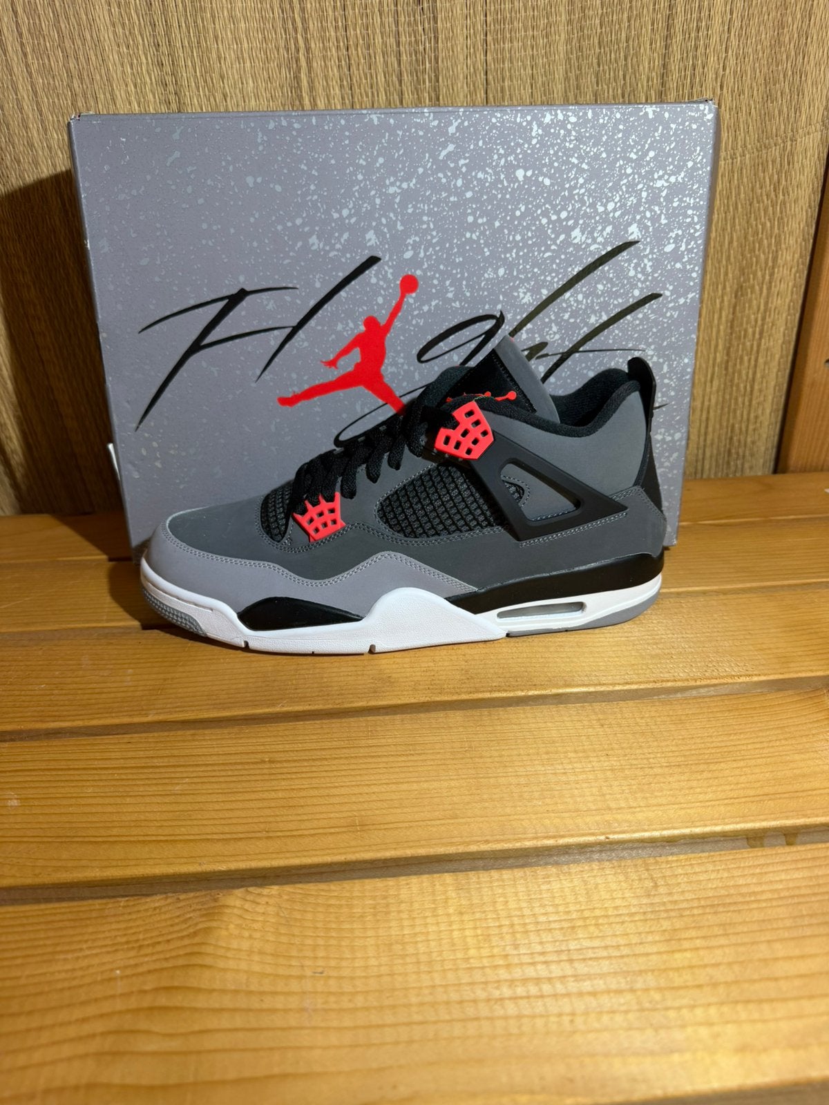 Jordan 4 Retro Infrared, Ophalen of Verzenden, Nieuw
