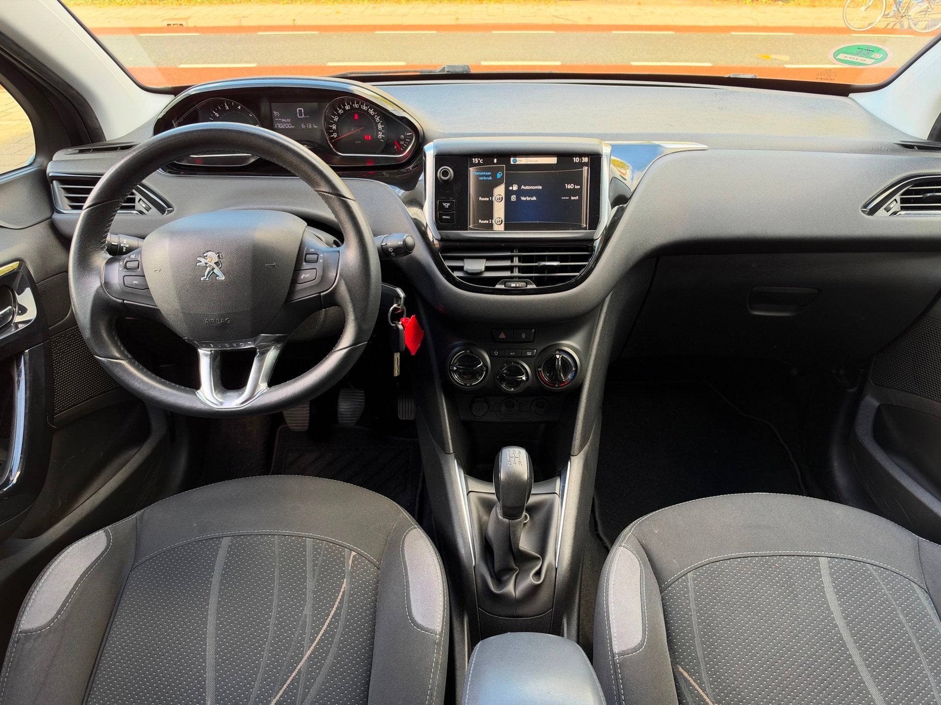 Peugeot 208 1.2 VTi Blue Lease / Airco / Cruise / Dealer Ond, Voorwielaandrijving, Euro 5, Stof, Gebruikt