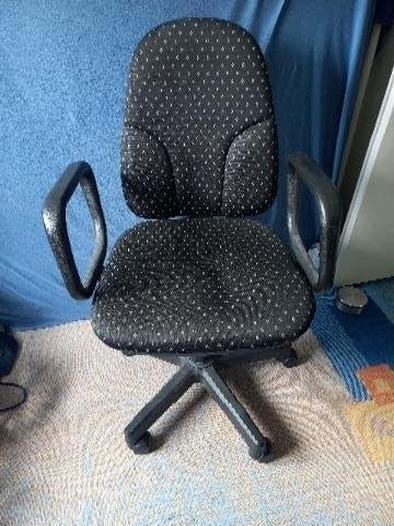 Bureaustoel gratis, Huis en Inrichting, Bureaustoelen, Ophalen, Gebruikt, Zwart, Bureaustoel