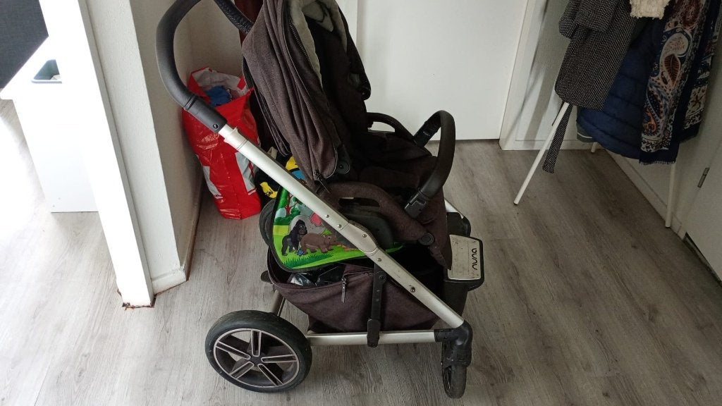 Complete Nuna Mixx kinderwagenset, Gebruikt, Verstelbare duwstang, Ophalen, Kinderwagen