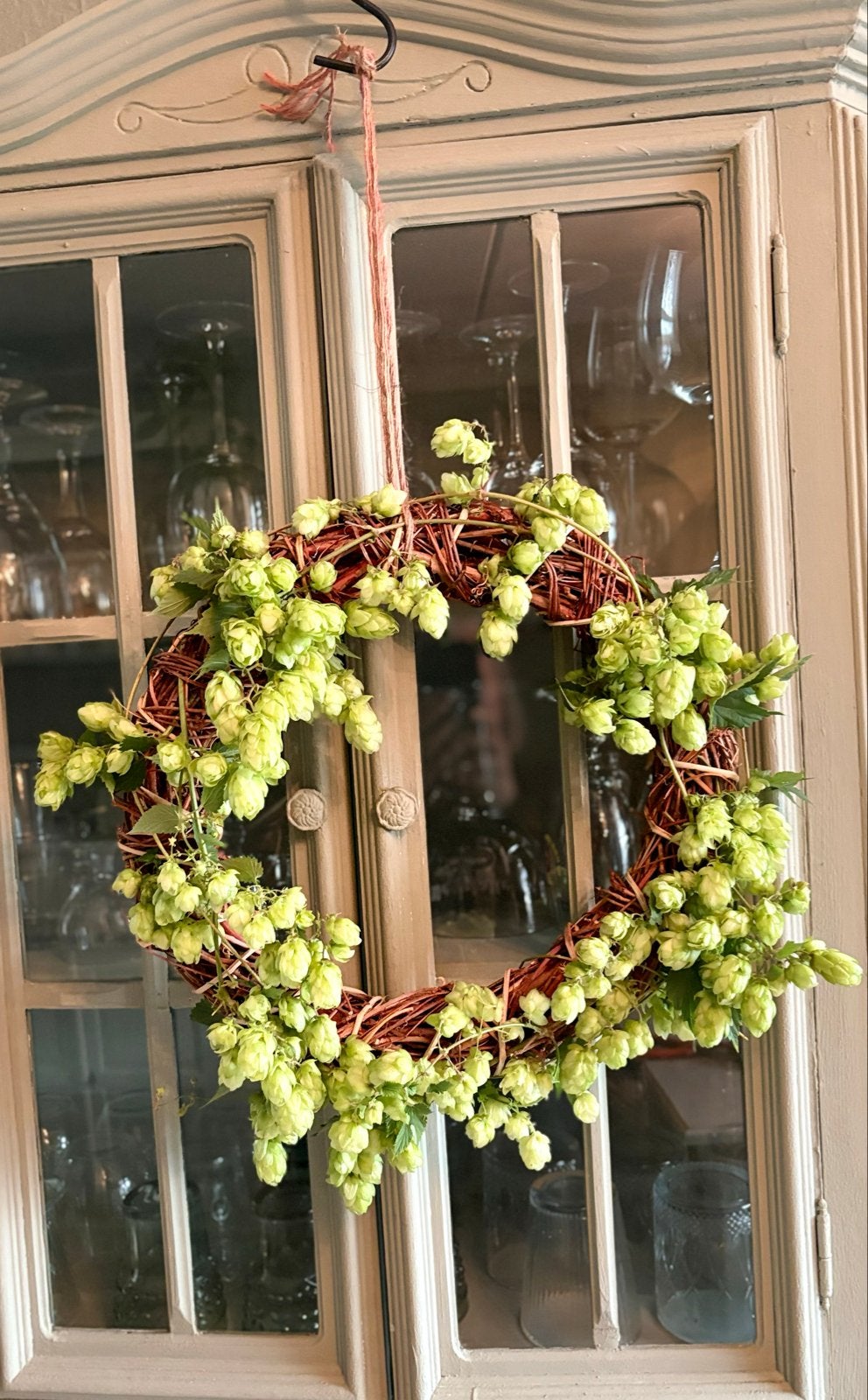 Super mooie Hopkrans - Natuurlijke decoratie, Ophalen of Verzenden, Zo goed als nieuw, Krans, Natuurlijk materiaal