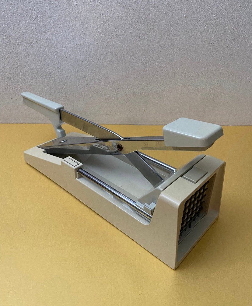 Vintage Brabantia Maitre frietsnijder, Huis en Inrichting, Snijmachine, Ophalen of Verzenden, Gebruikt, Brabantia