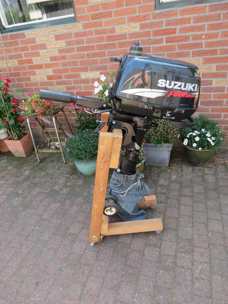 Suzuki DF4 Buitenboordmotor, kortstaart, Watersport en Boten, Ophalen, Gebruikt, Minder dan 5 pk, Viertaktmotor