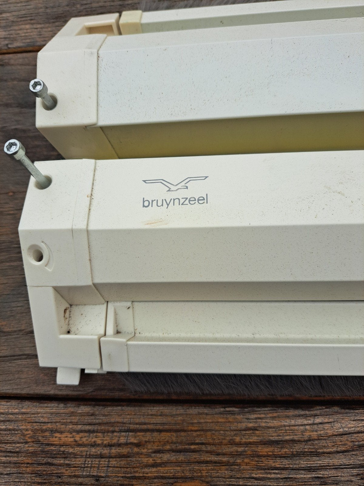 Bruynzeel raamhor- IK-048660 & IK-066685, Ophalen, Gebruikt, Kunststof