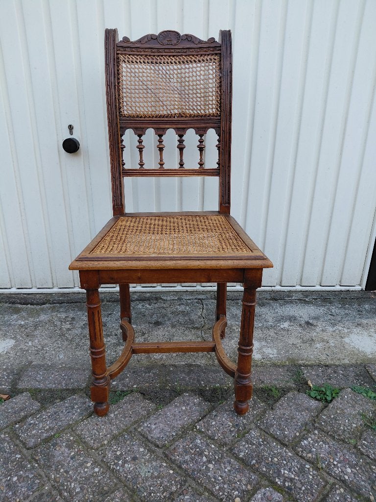 4 identieke antieke stoelen (in nette staat), Antiek en Kunst, Ophalen