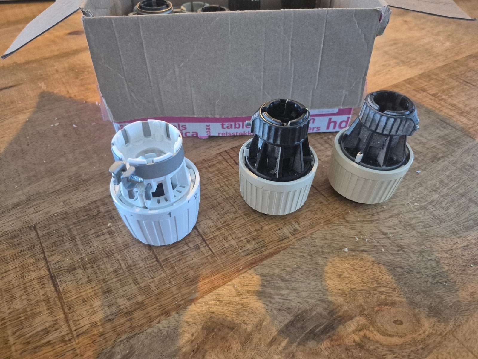 15 stuks thermostaat knoppen (4 veschillende soorten), Ophalen of Verzenden, Gebruikt