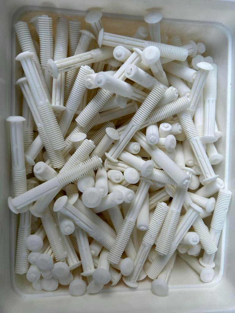 Witte pluggen voor diverse toepassingen, per stuk, Ophalen of Verzenden, Gebruikt, Minder dan 50 mm, Pluggen
