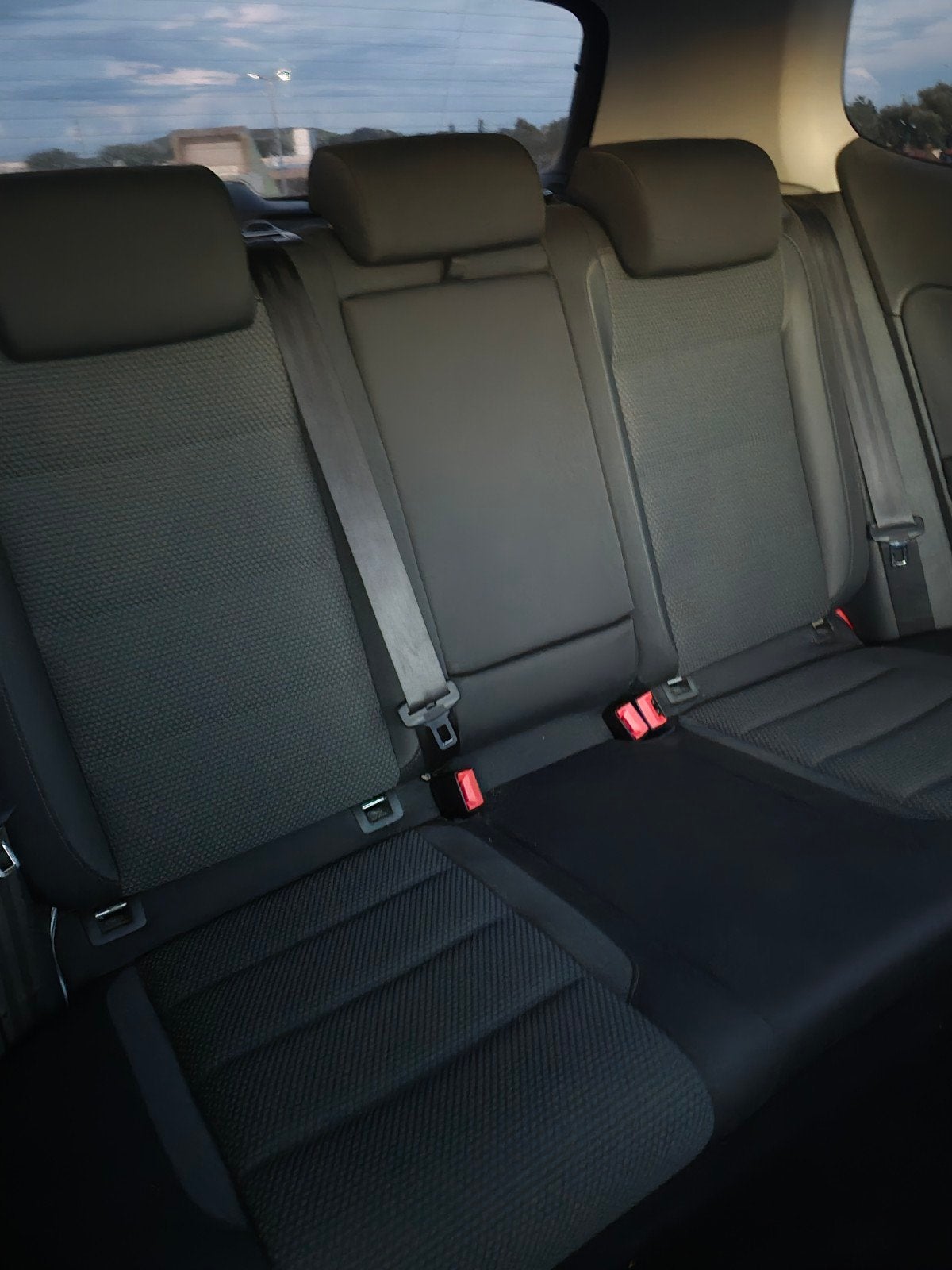 Foto 8 van Volkswagen Golf 1.4 R-PAKKET Sub&speakers MAXTON