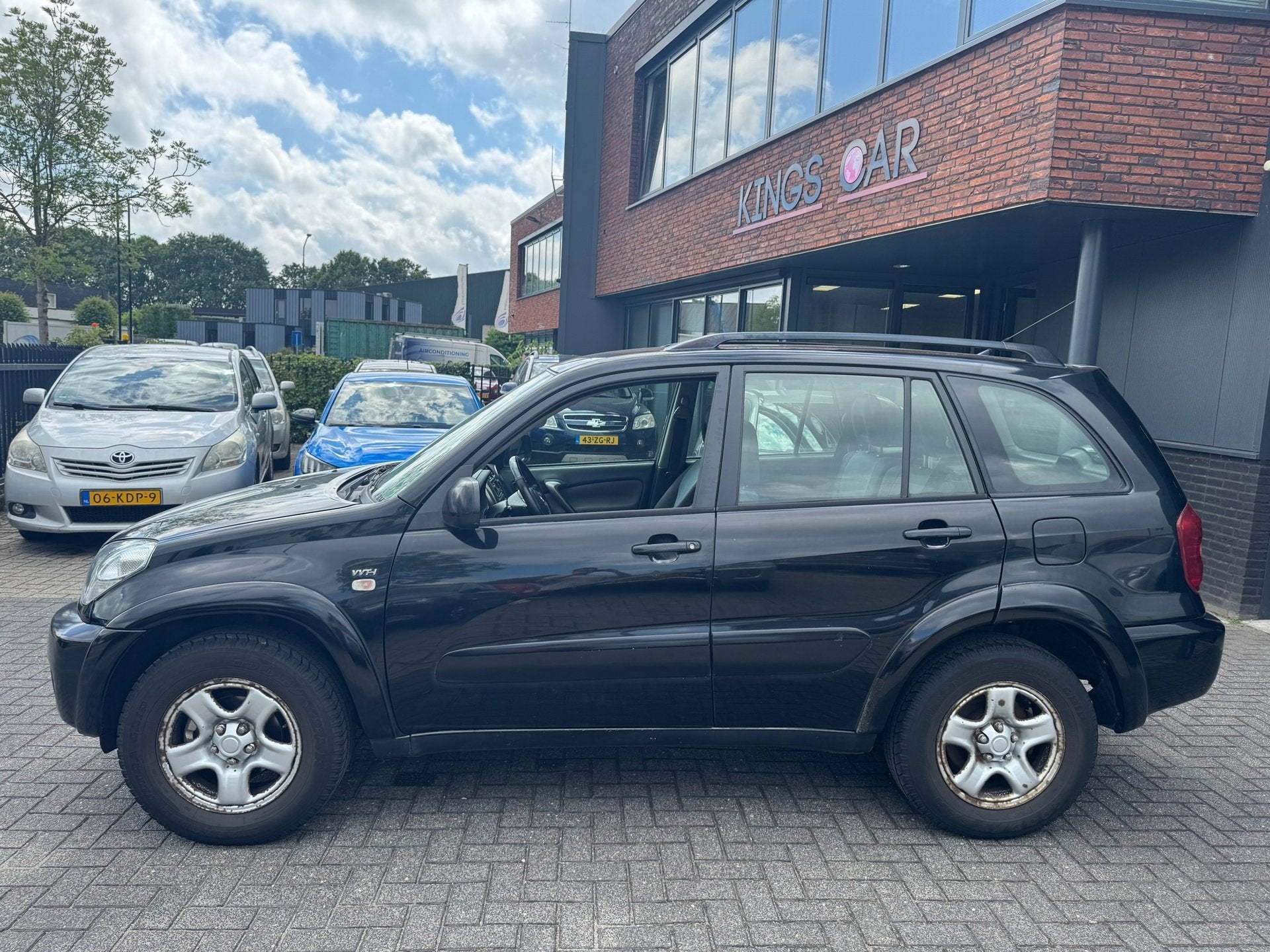 Toyota RAV4 2.0-16V VVT-i Luna CLIMA CRUISE ORIG NL NAP, 1998 cc, Gebruikt, 4 cilinders, 150 pk