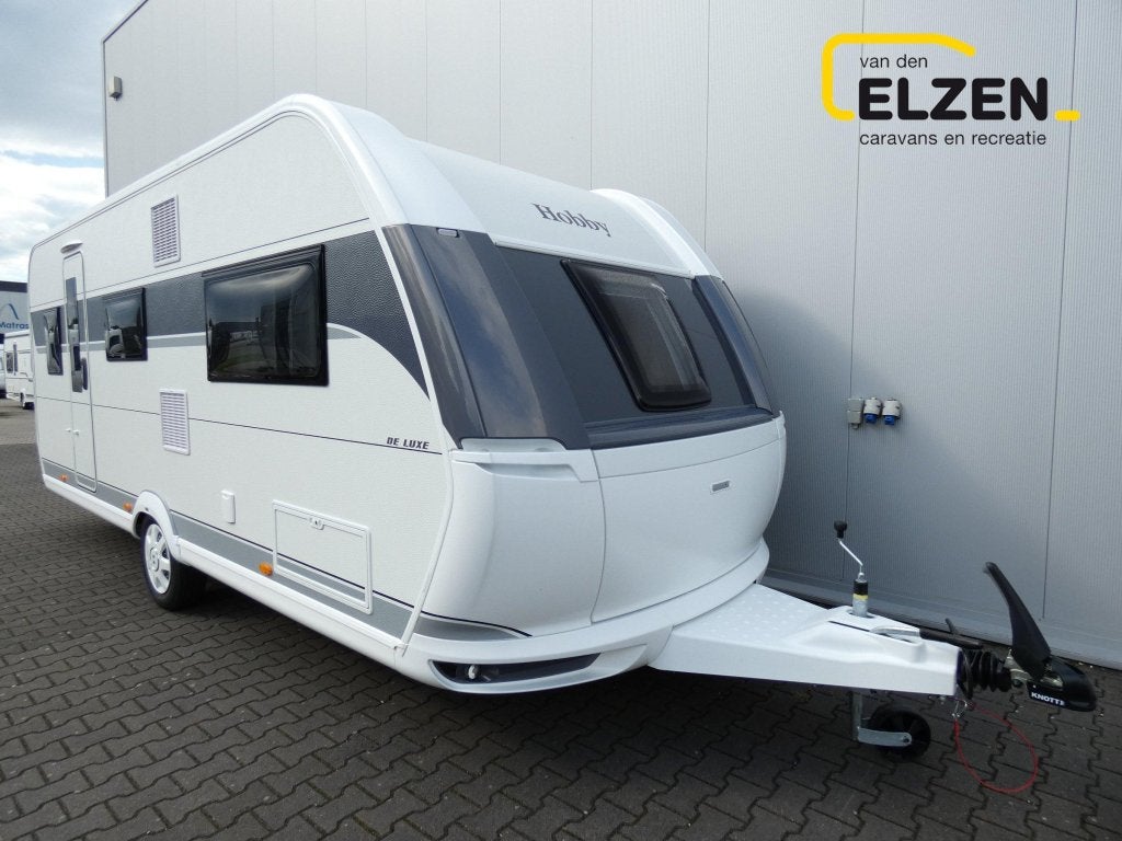 Hobby De Luxe 540 KMFE actie prijs, incl. opties, Bedrijf, Treinzit, 6 tot 7 meter, 1250 - 1500 kg