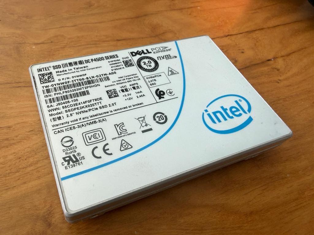 Intel (Dell) DC P4500 2 TB Pci-e Nvme SSD (U2) 2 stuks, Intern, Gebruikt, SSD, Ophalen of Verzenden