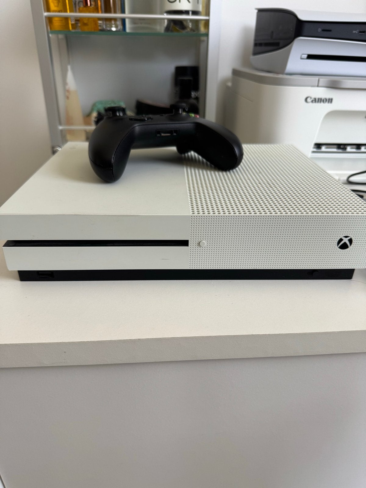 Xbox One S 1TB met controller, Ophalen, Gebruikt, Overige genres, 1 speler