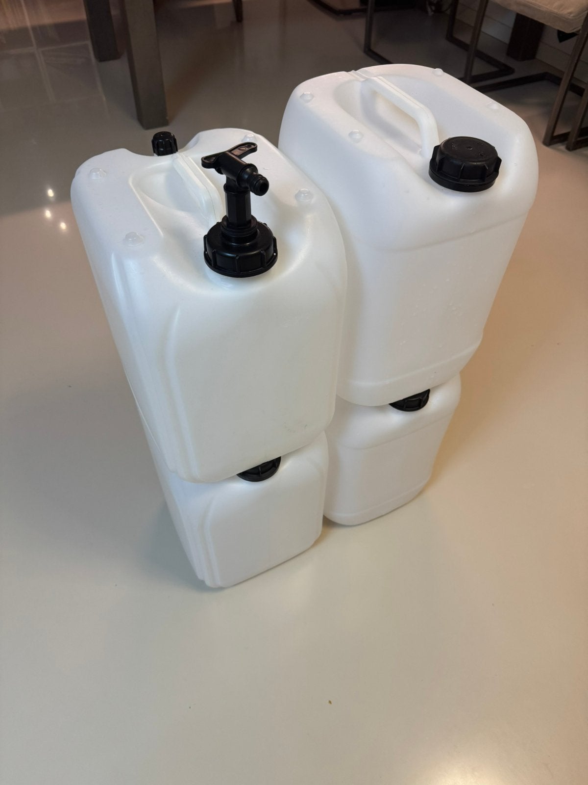4x Food-grade jerrycan 20L / 25L + kraan, Tuin en Terras, Minder dan 75 liter, Ophalen, Zo goed als nieuw