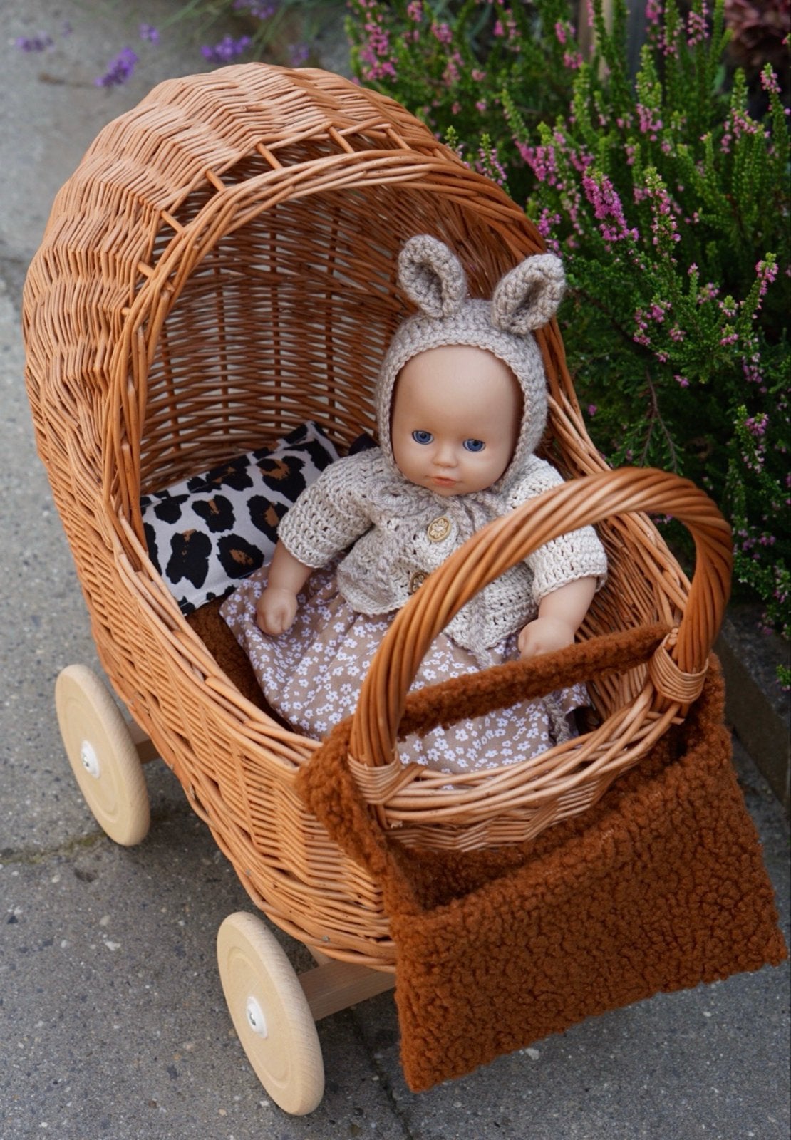 rieten poppenwagen, Ophalen, Zo goed als nieuw, Overige typen