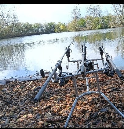 Complete karpervisset: 3x Daiwa Emcast, Shimano molens, Watersport en Boten, Hengelsport | Karpervissen, Ophalen of Verzenden