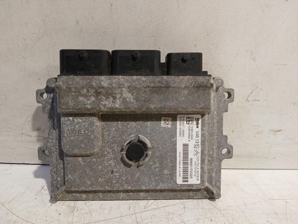 Computer motormanagement Peugeot 108, Onderdelen@venauto.nl, Van der Ven Autorecycling B.V., Gebruikt, Ettenseweg 76, 4706 PB Roosendaal, The Netherlands