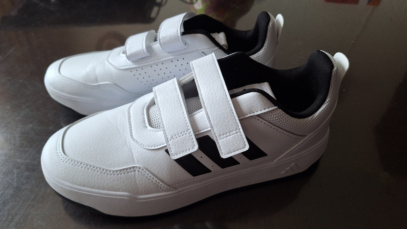 Adidas schoenen - Maat 39,5, Ophalen, Wit, Adidas, Sneakers of Gympen