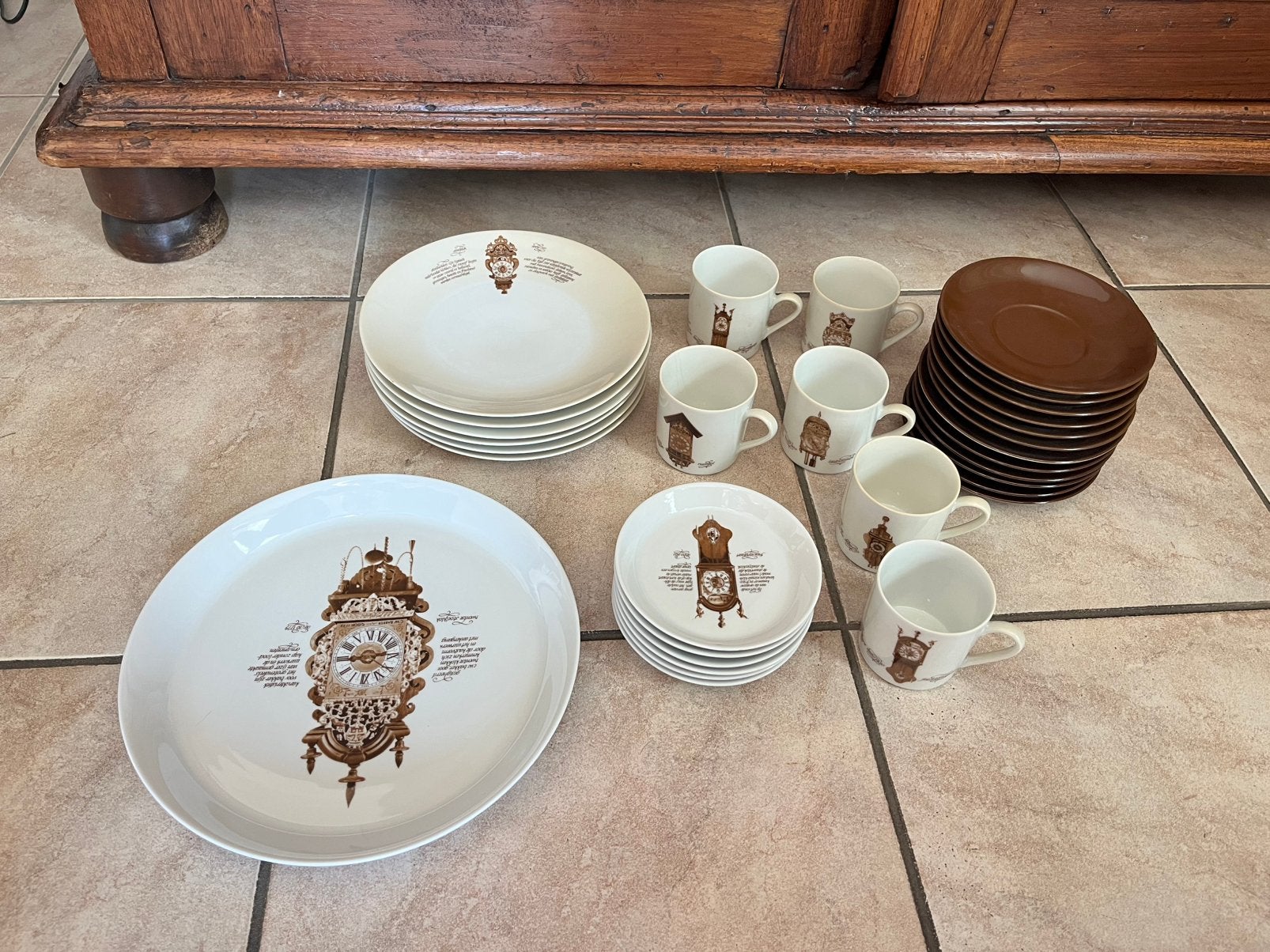Vintage retro Nutroma klokkenservies van Mitterteich, Ophalen