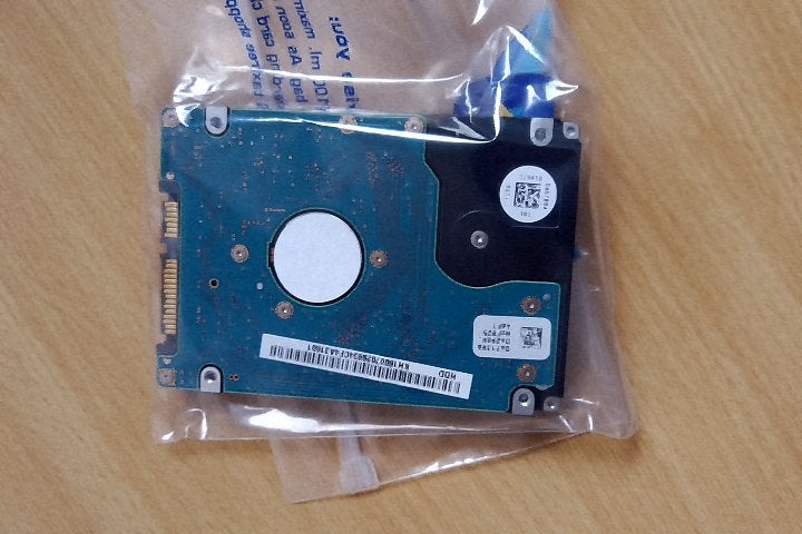 HITACHI /hgst/160GB SATA 5K500 B-160 5400RPM, Intern, Zo goed als nieuw, Laptop, Hitachi