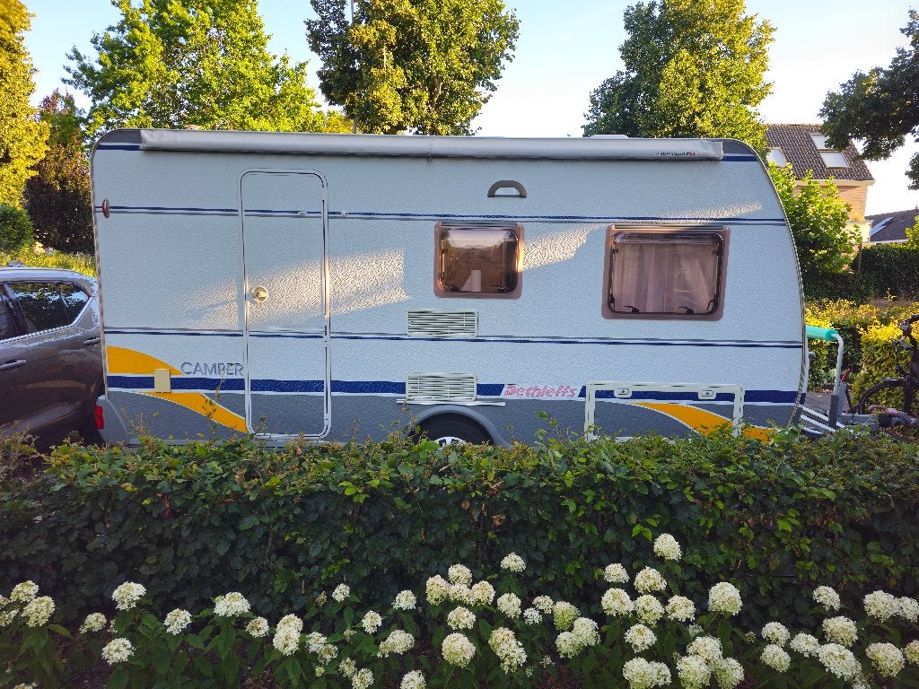 Te koop caravan Dethleffs 440DB, Treinzit, 750 - 1000 kg, Particulier, Dethleffs