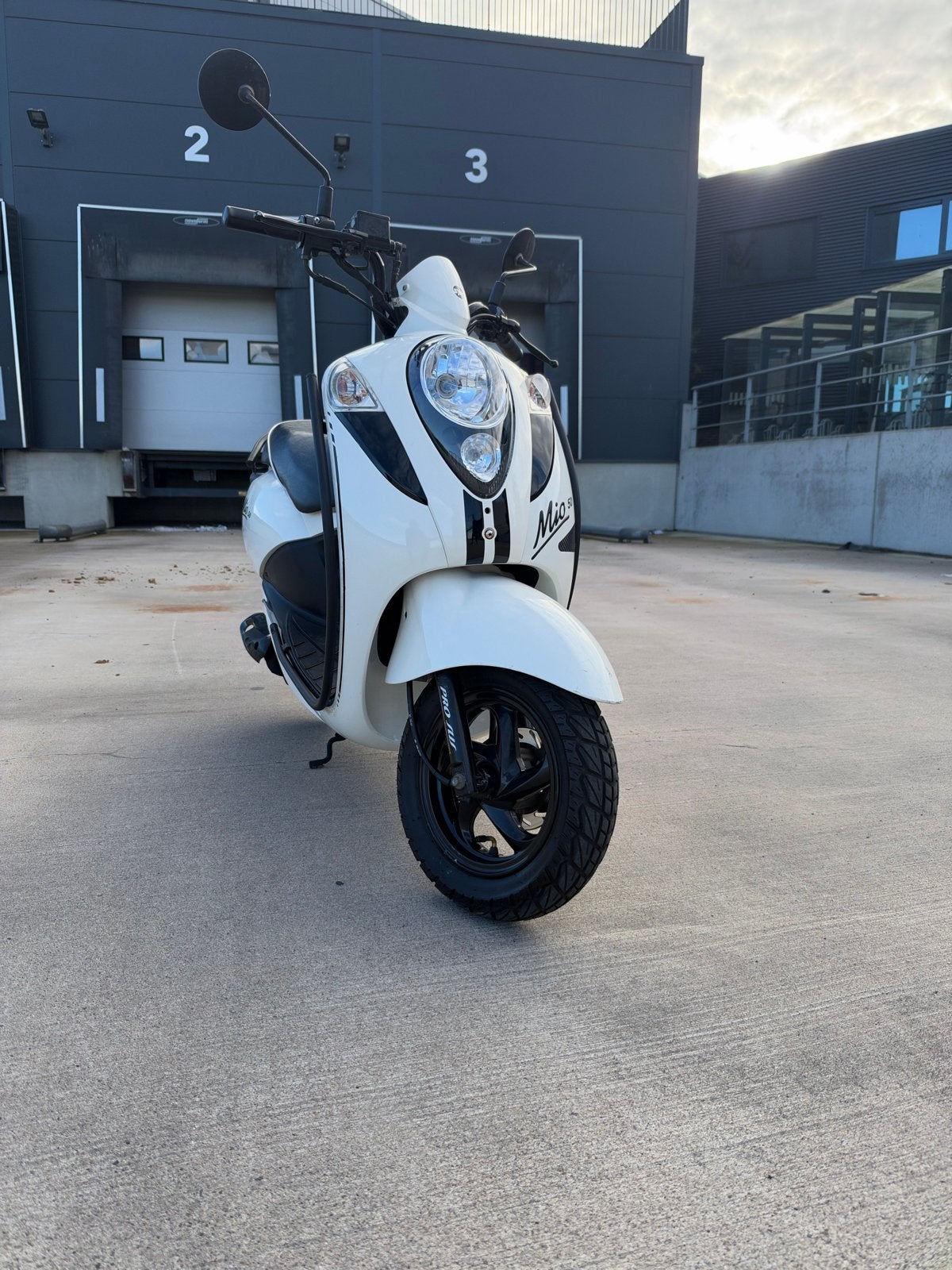 Sym Mio Bromscooter, Ophalen, Maximaal 45 km/u, Zo goed als nieuw