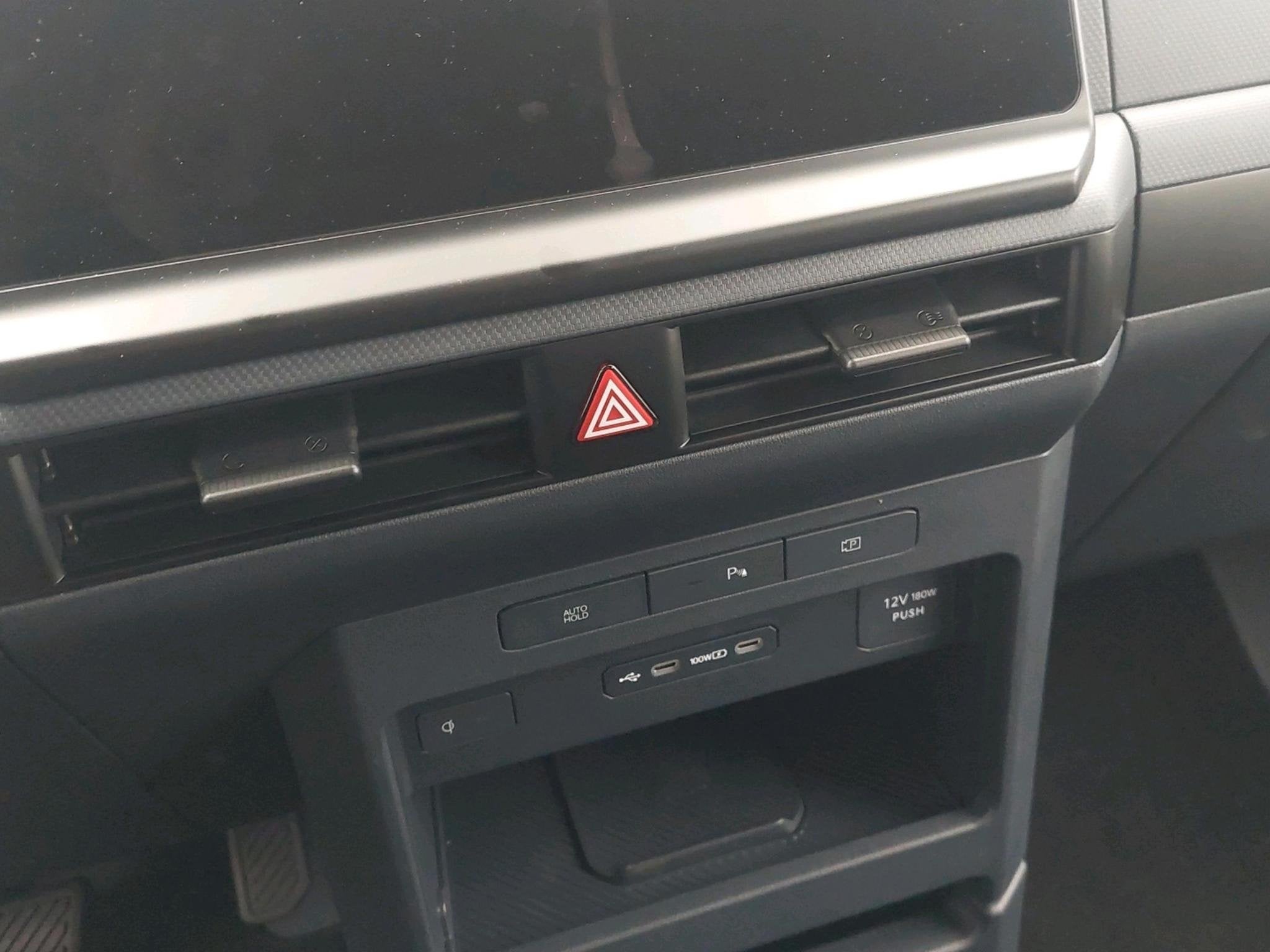 Foto 13 van Kia PV5 Elite 71.2 kWh | Stoelverwarming | Camera | Adaptiev