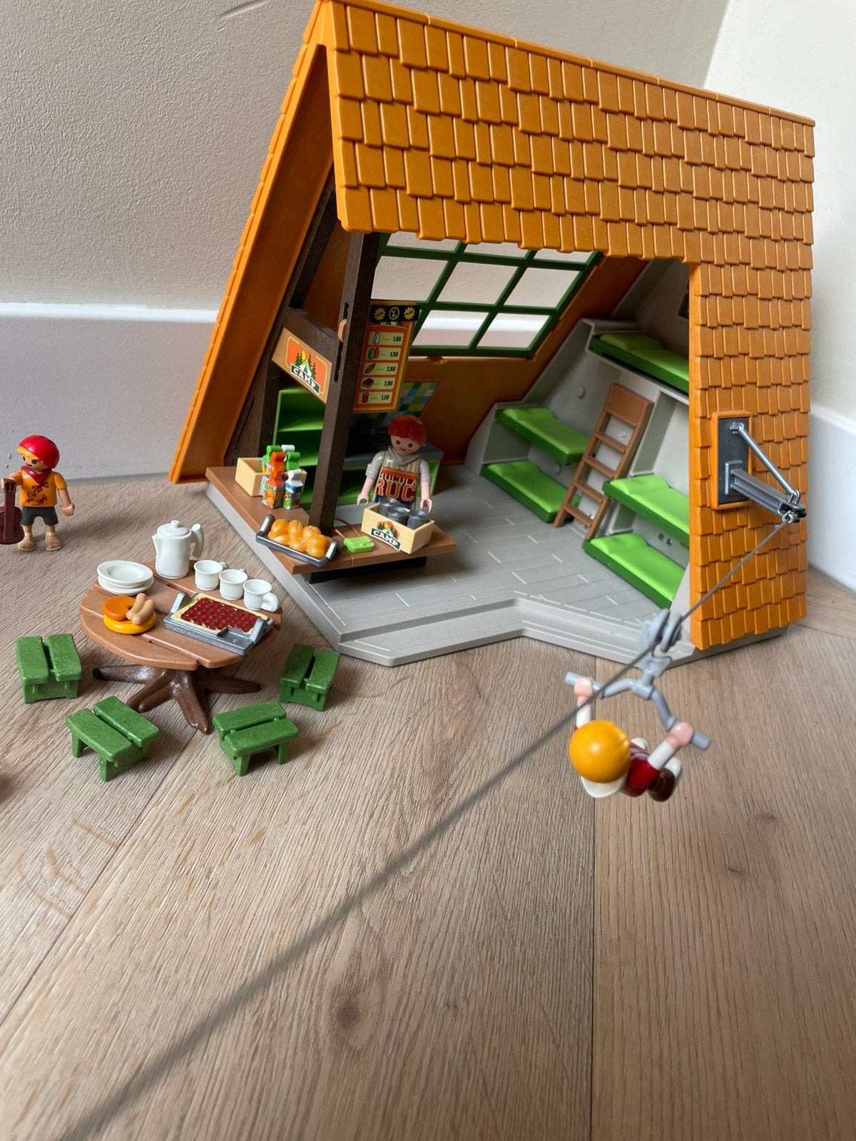 Playmobil Grote Vakantiebungalow 6887, Kinderen en Baby's, Speelgoed | Playmobil, Ophalen of Verzenden, Zo goed als nieuw