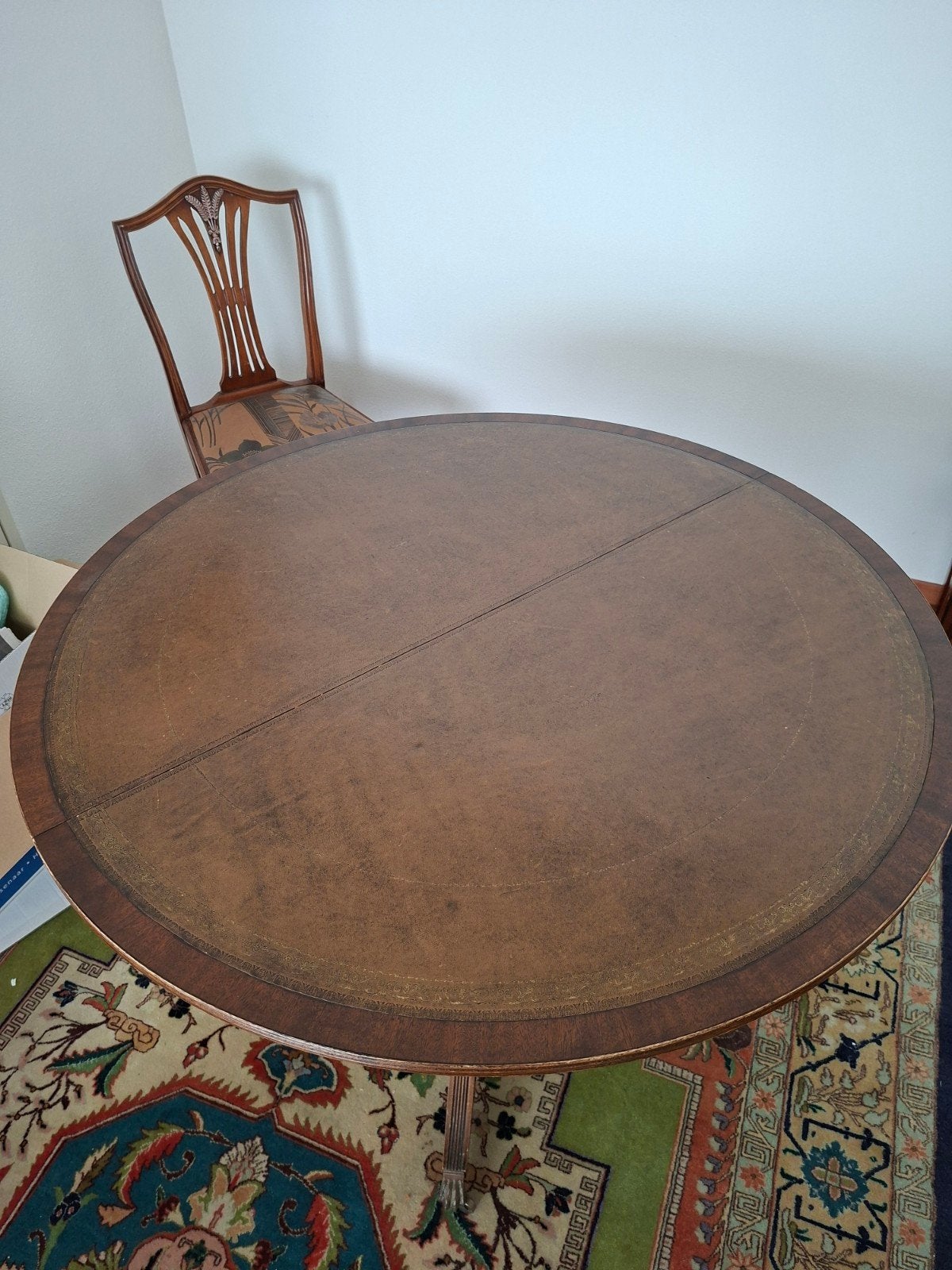 Engelse eettafel met 4 stoelen in mooie staat, Ophalen
