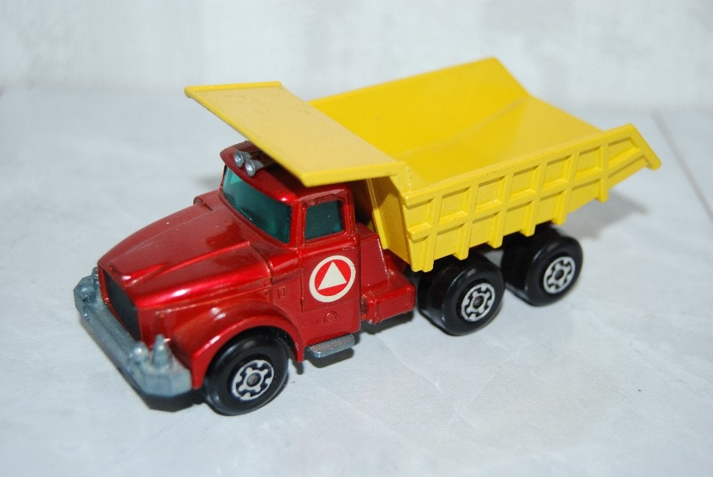Matchbox SuperKings K-19 Scammell Tipper Contractor Truck, Ophalen of Verzenden, Zo goed als nieuw, Auto