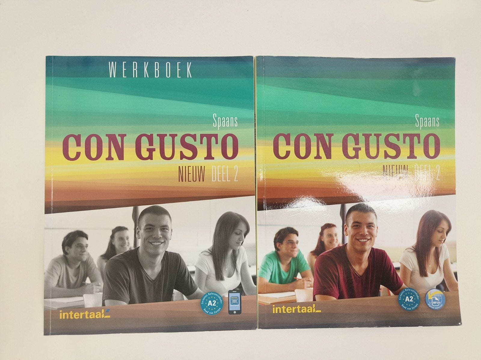 Con Gusto Spaans Nieuw Deel 2 - Werkboek en Tekstboek, Boeken, Ophalen of Verzenden, Zo goed als nieuw, Non-fictie