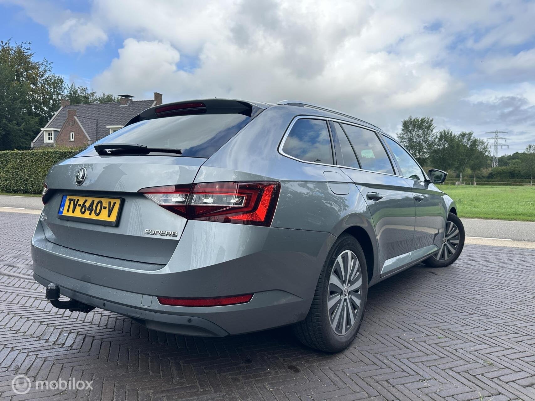 Skoda Superb Combi 1.6 TDI Trekhaak Pano ACC Memory LED✅, Auto's, Stof, Gebruikt, 4 cilinders, Met garantie (alle)