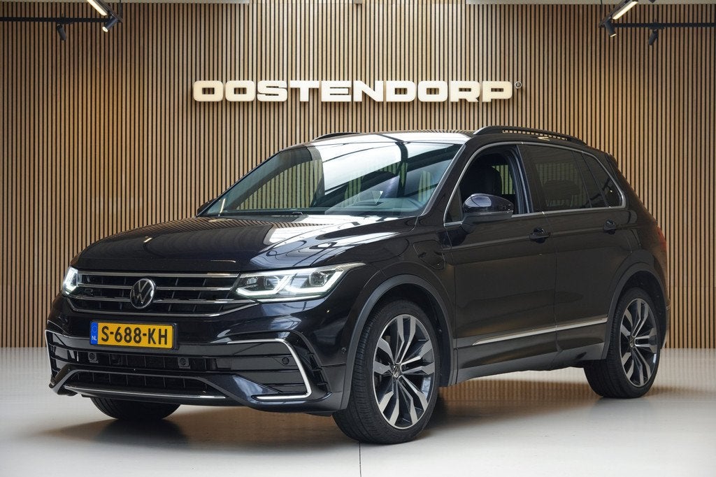 Volkswagen Tiguan 1.4TSI/245pk eHybrid R-Line|2021|Trekhaak|, 4 cilinders, Automatische klimaatregeling, Alcantara, Zwart