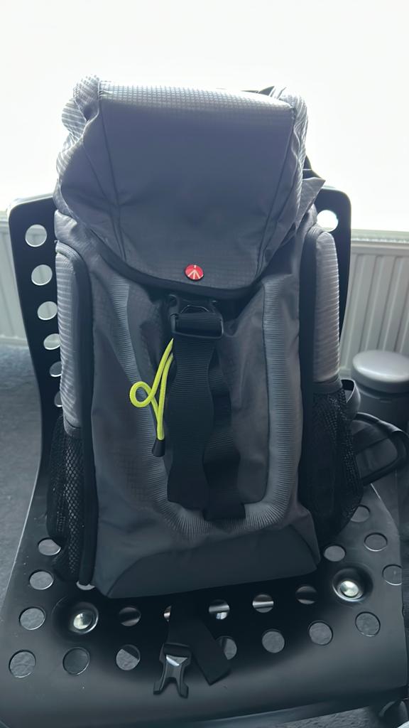 Manfrotto Rugtas voor Camera en Accessoires - Zo goed als ni, Ophalen of Verzenden, Zo goed als nieuw, Rugtas