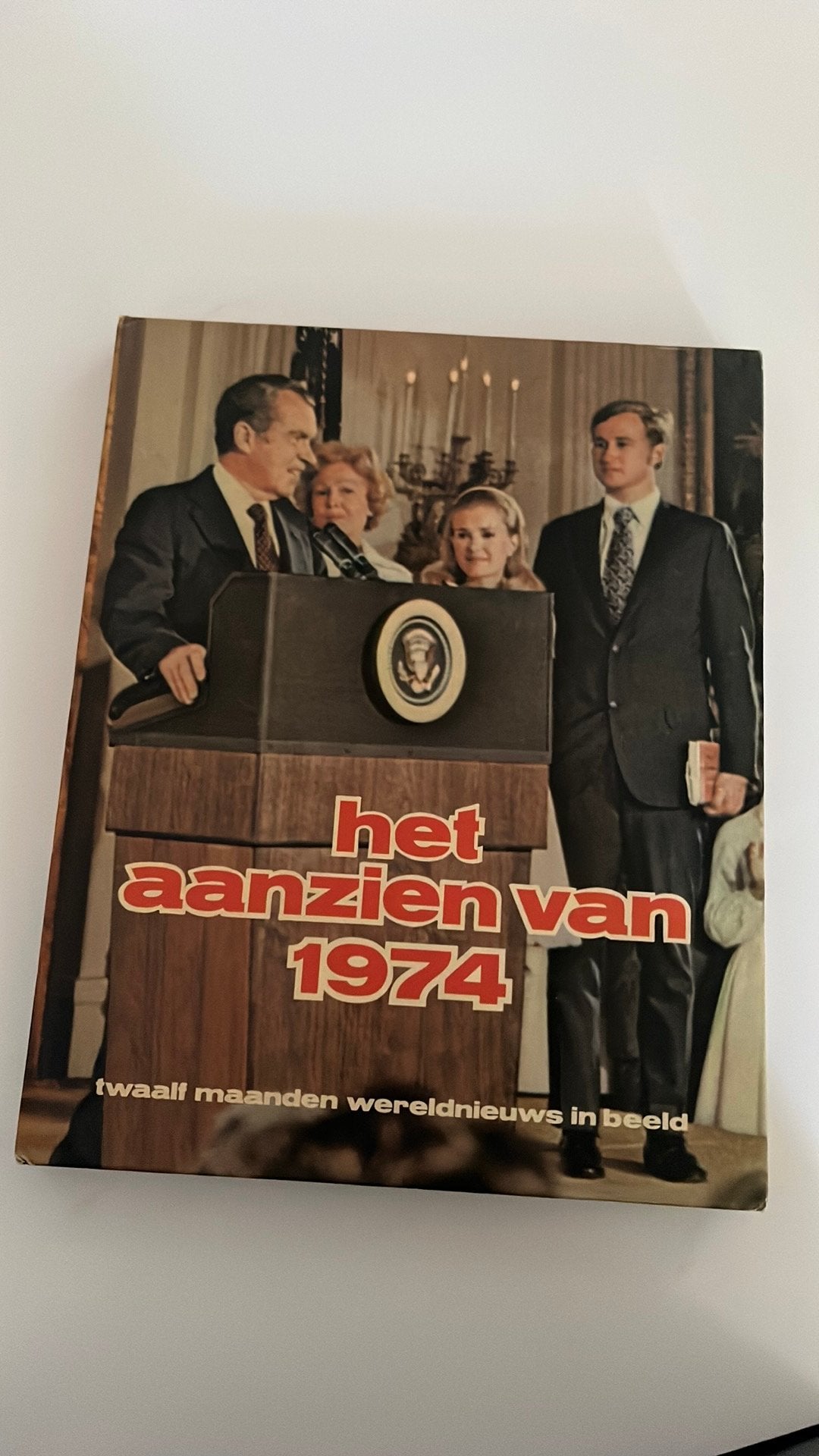 Het aanzien van 1974, Boeken, Verzenden, Zo goed als nieuw, Media