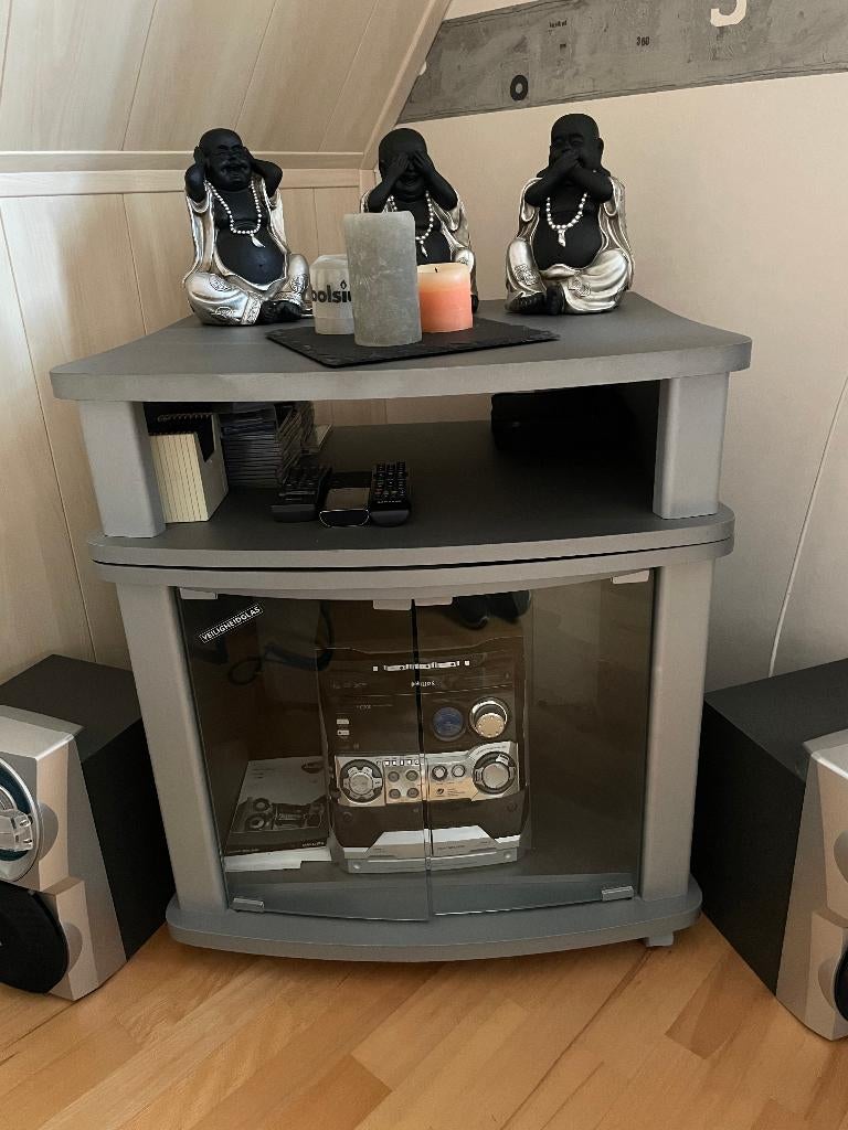 TV-stereo draaibare kast op wieltjes met glazen deuren, Gebruikt, Minder dan 100 cm, 50 tot 75 cm, 50 tot 100 cm